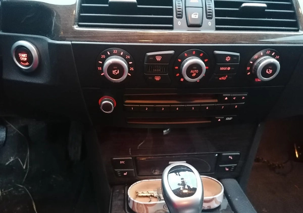BMW Seria 5 cena 41200 przebieg: 267000, rok produkcji 2007 z Warszawa małe 137